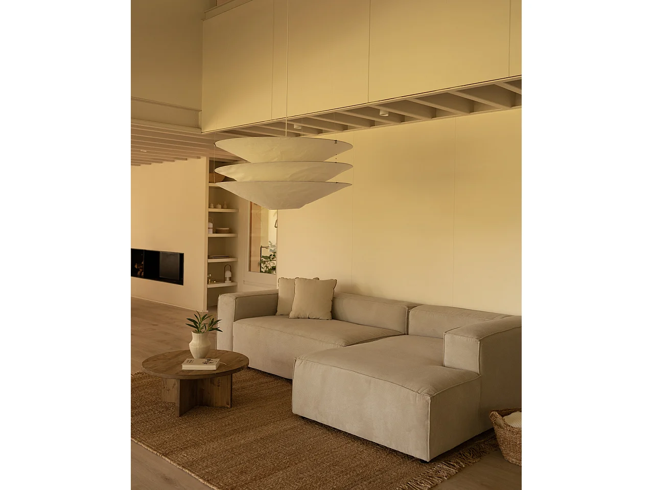 Sofá de 4/5 plazas con chaise longue derecho de pana beige 300x70x175cm - LOLA - DECOWOOD