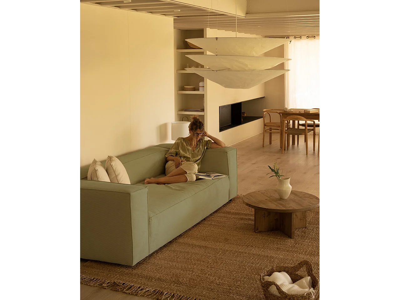 Sofá de 4 plazas de pana color lima 260x70x110cm - LOLA - DECOWOOD