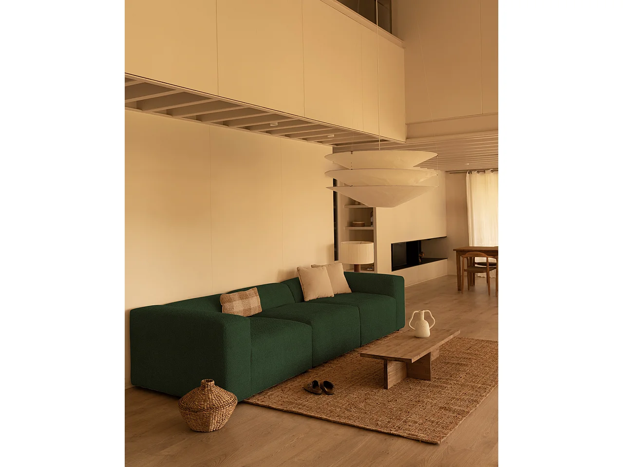 Divano a 3 moduli in bouclé verde 330x110cm