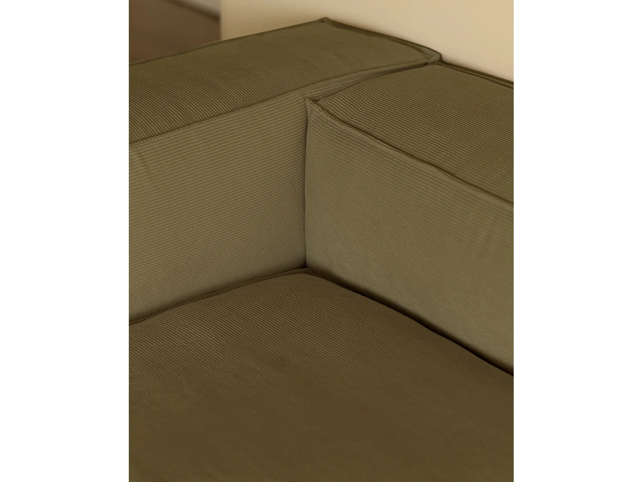 Sofá de 4/5 plazas con chaise longue izquierdo de pana lima 300x70x175cm - LOLA - DECOWOOD