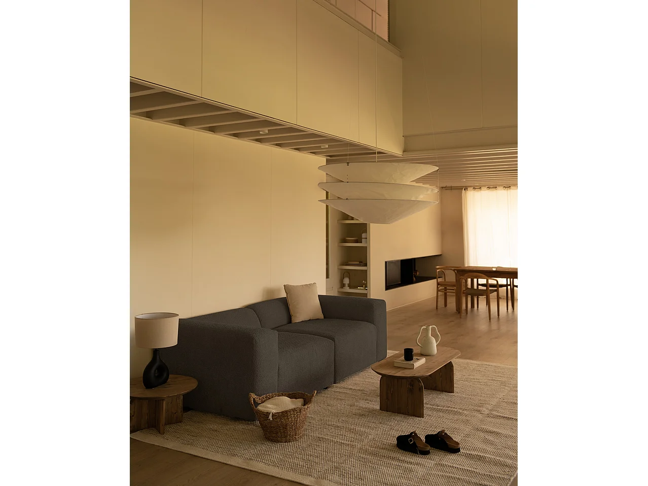 Sofá de 4 plazas de 2 módulos de bouclé color gris oscuro 240x70x110cm - BERTA - DECOWOOD