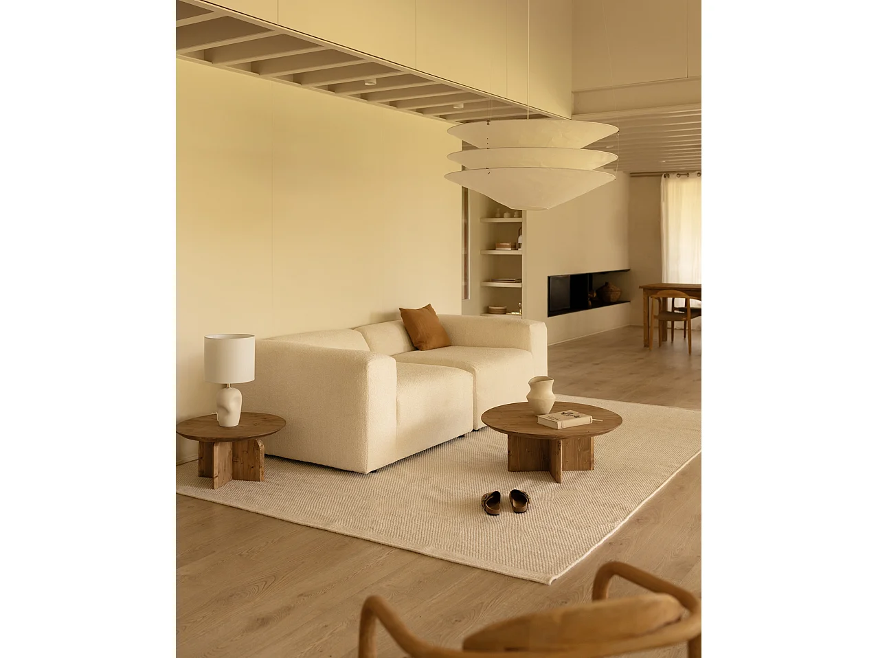 Canapé 4 places 2 modules en bouclé couleur blanc