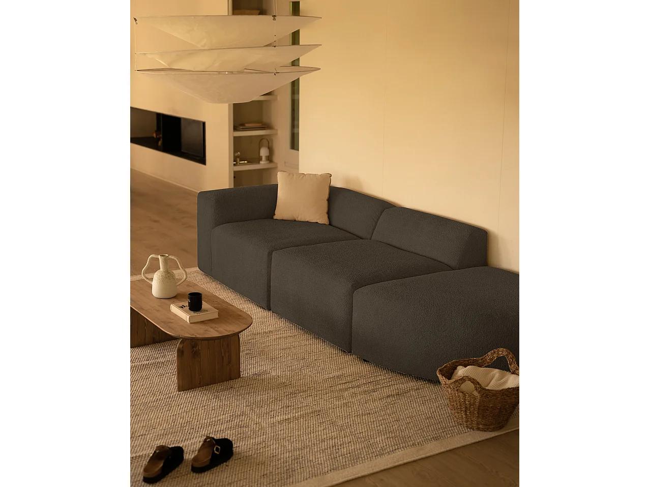 Sofá de 3 módulos con curva derecha de bouclé color gris oscuro 320x70x110cm - BERTA - DECOWOOD
