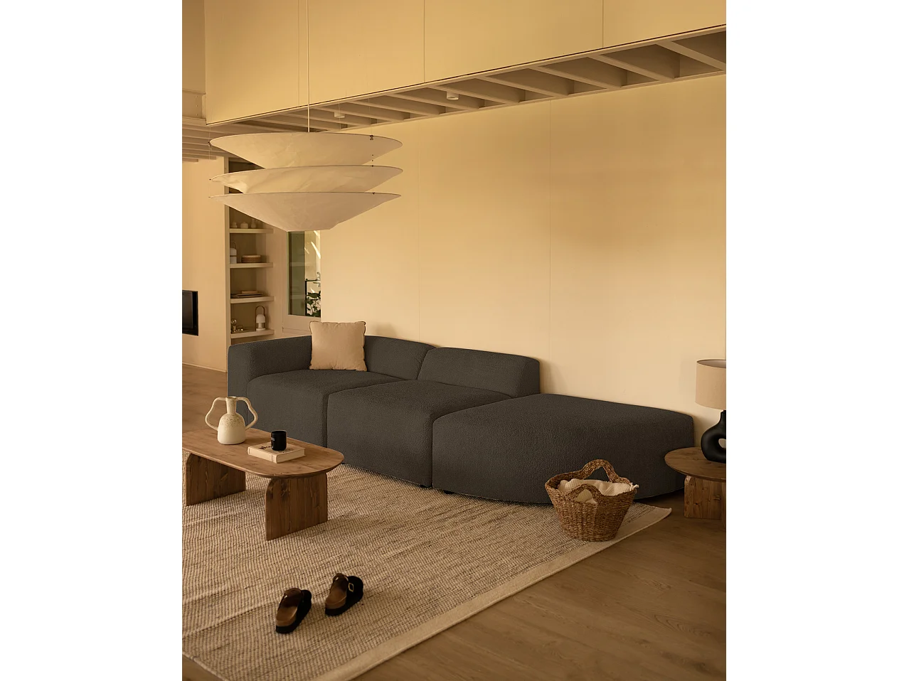 Divano a 3 moduli curva a destra bouclé colore grigio scuro 320x110cm