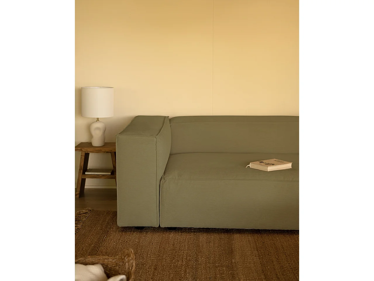 Sofá de 3/4 plazas de pana color lima 210x70x110cm - LOLA - DECOWOOD