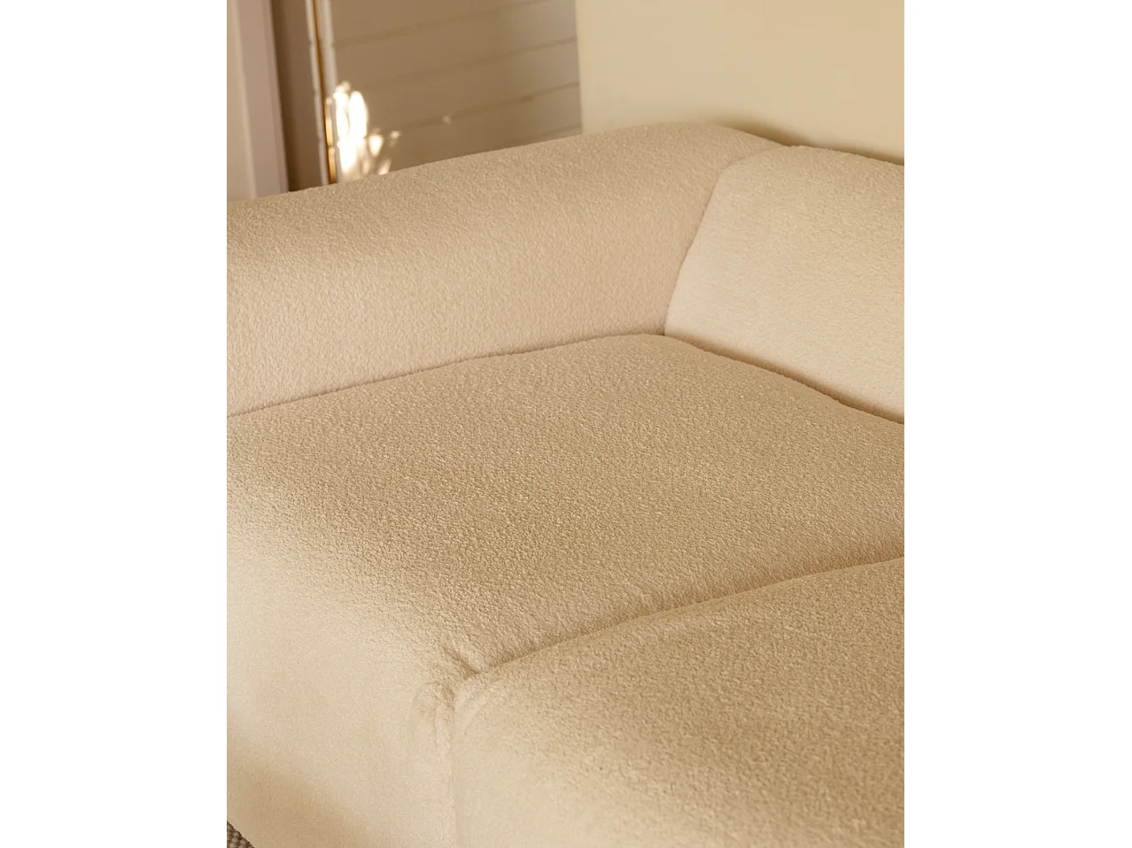 Divano a 3 moduli in bouclé bianco 330x110cm