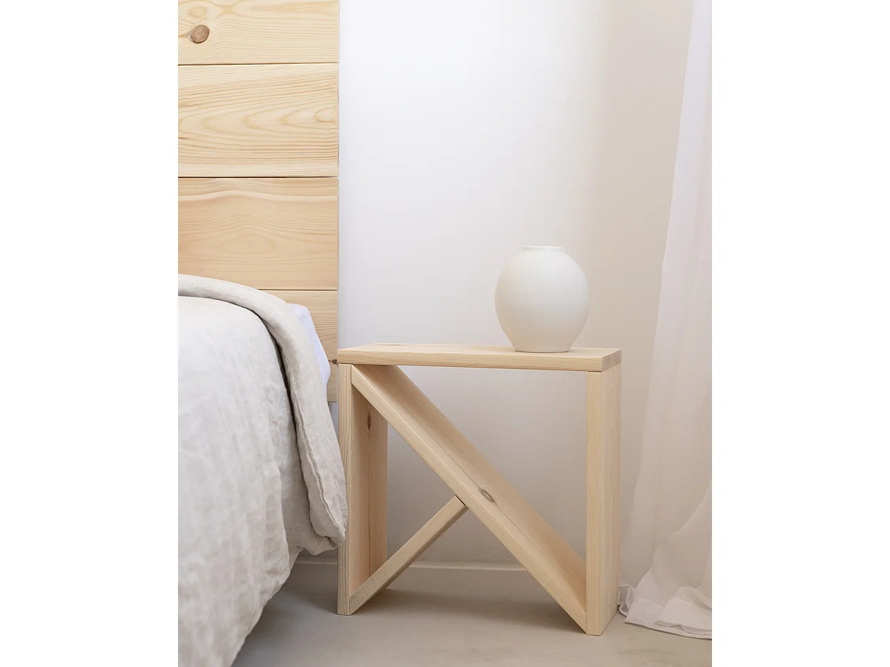 Set 2 piccoli tavoli in legno massello in tono naturale 50x50cm - STOKE - DECOWOOD