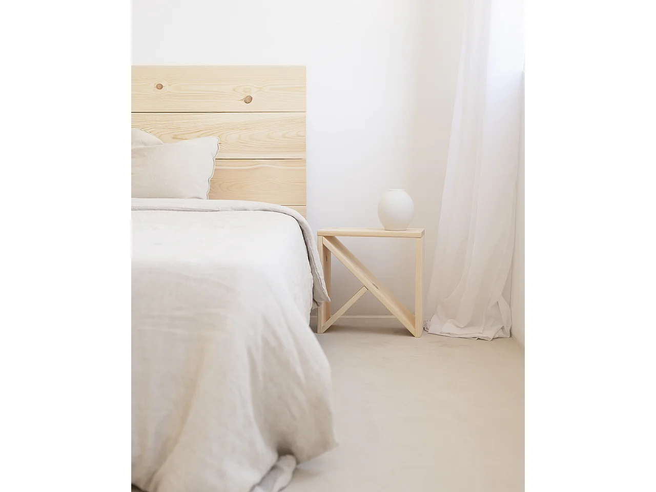 Set 2 piccoli tavoli in legno massello in tono naturale 50x50cm - STOKE - DECOWOOD