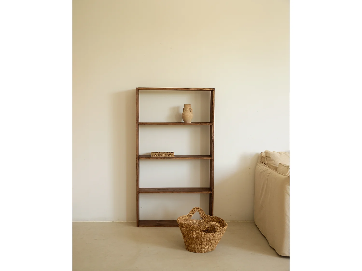 Étagère en bois de pin avec 3 étagères marron 80,2x144,1cm - SAURA - DECOWOOD