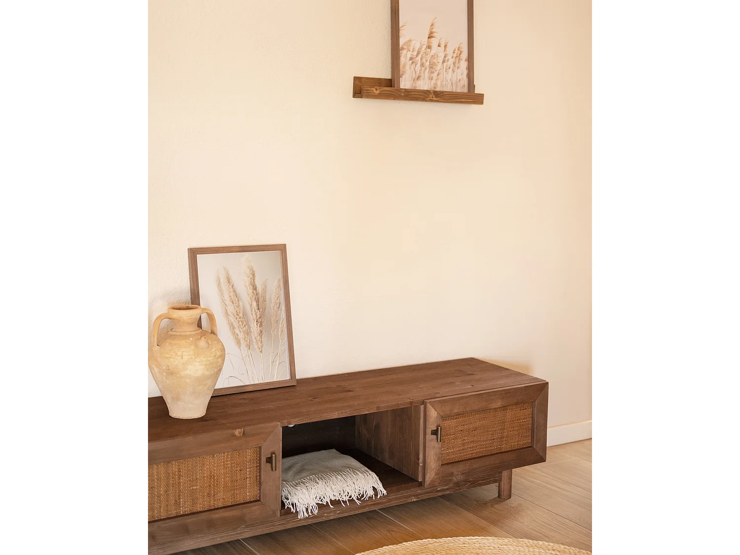 Estante de madera maciza flotante tono nogal 50cm - DUC - DECOWOOD