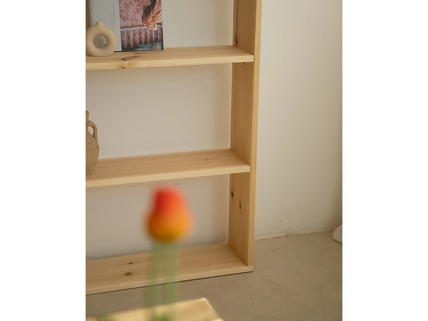 Estantería de madera maciza con 4 estantes natural - SAURA - DECOWOOD