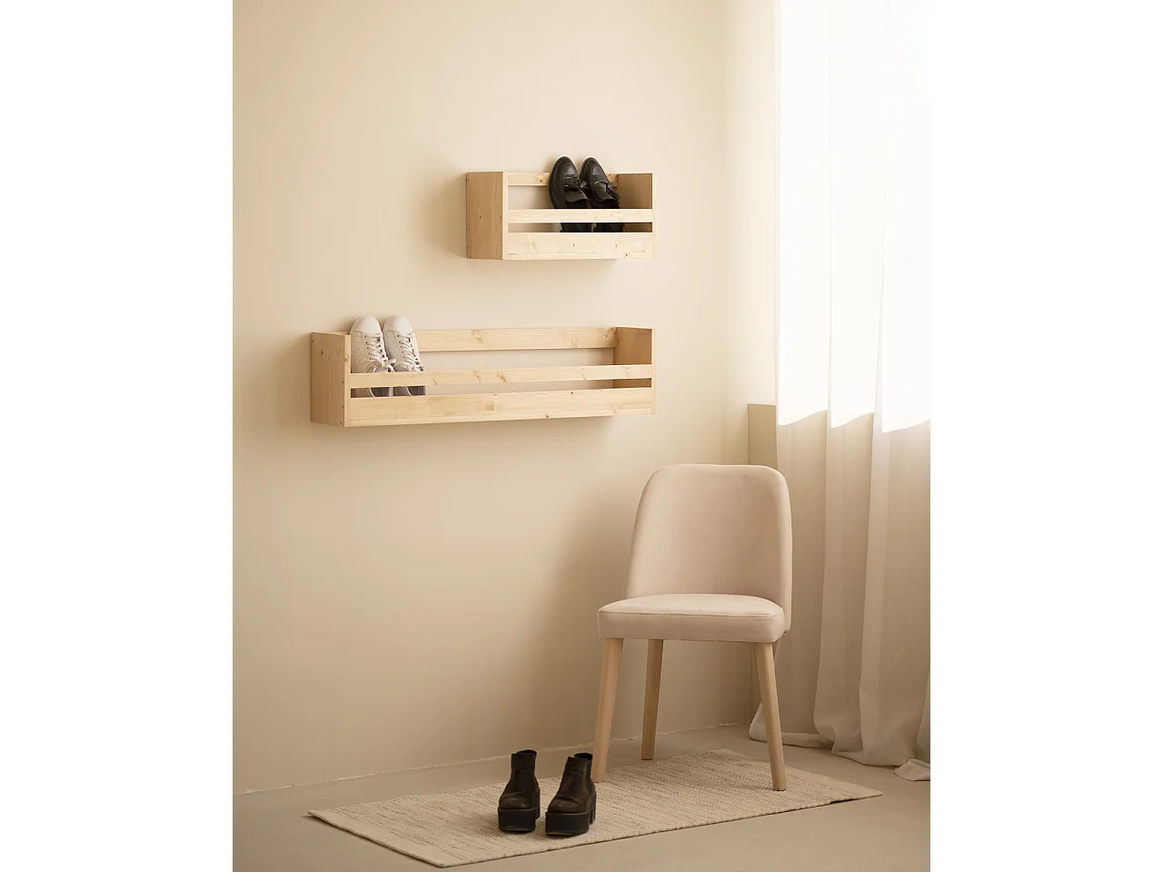 Estante / zapatero de madera maciza de abeto Decowood en tono roble medio de 103,5x25cm - BOX - DECOWOOD