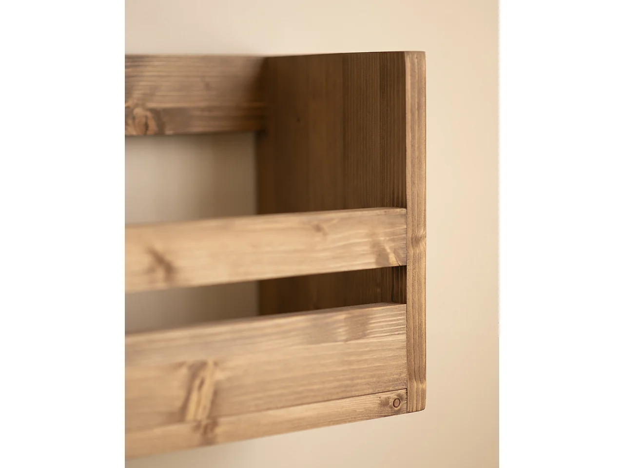 Estante / zapatero de madera maciza de abeto Decowood en tono roble oscuro de 53,5x25cm - BOX - DECOWOOD