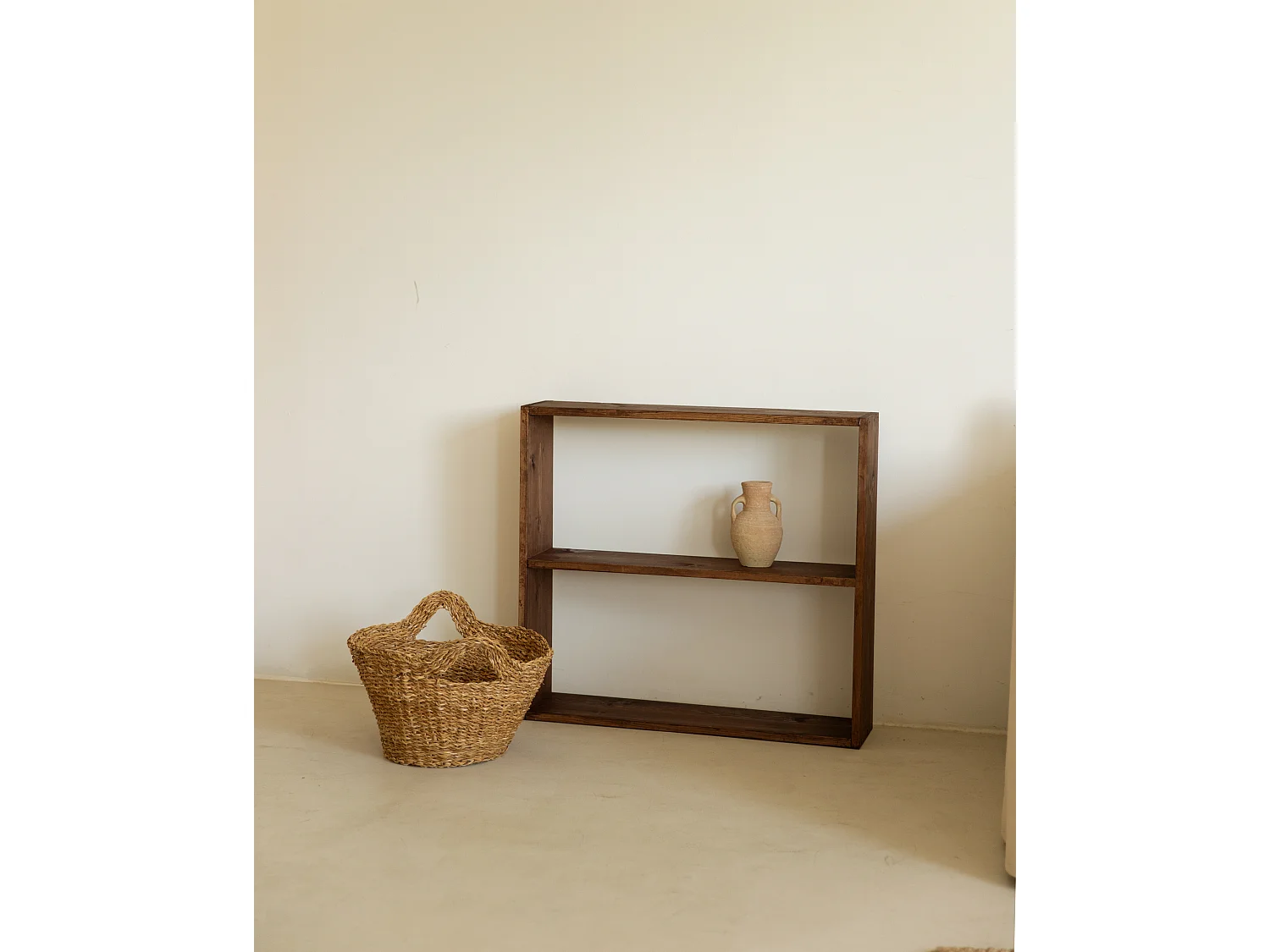 Estantería de madera maciza con 1 estante nogal - SAURA - DECOWOOD