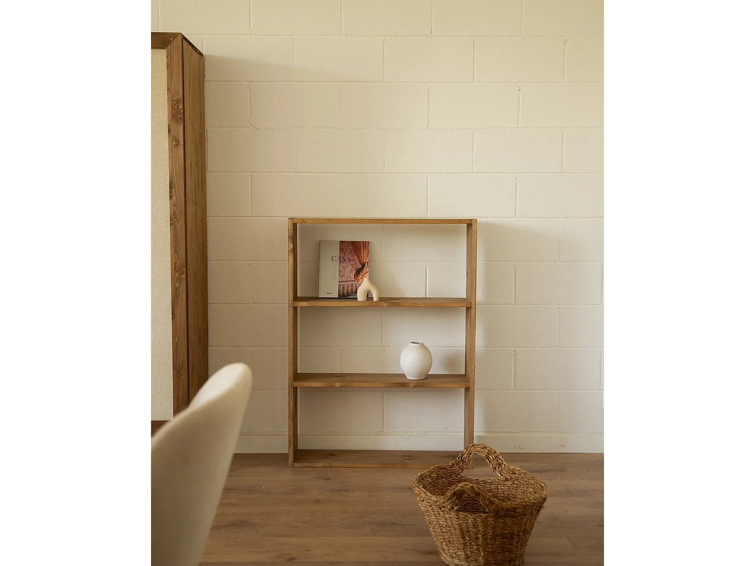 Estantería de madera maciza con 2 estantes roble oscuro - SAURA - DECOWOOD