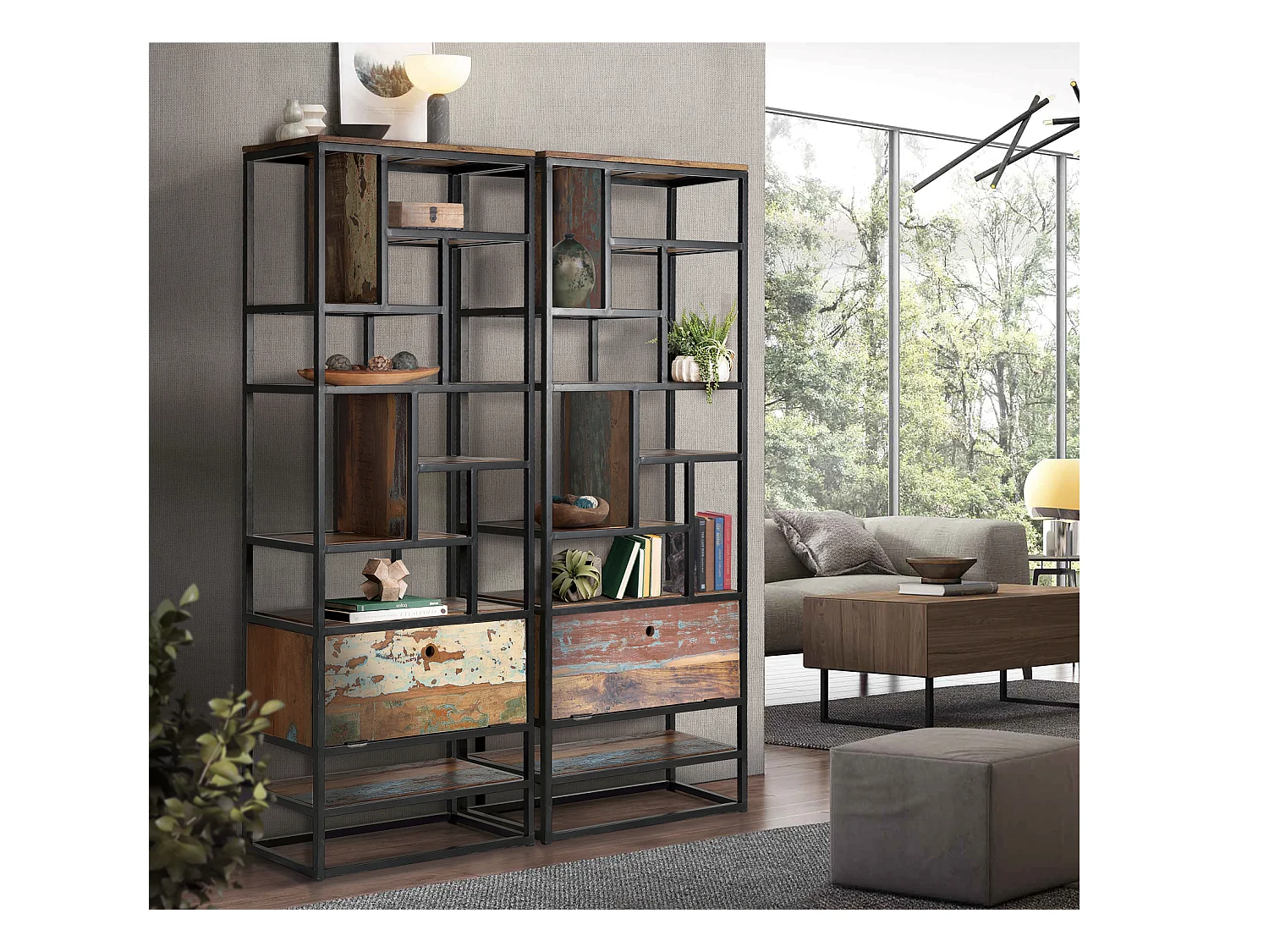 Étagère en bois recyclé et métal de couleur foncée
