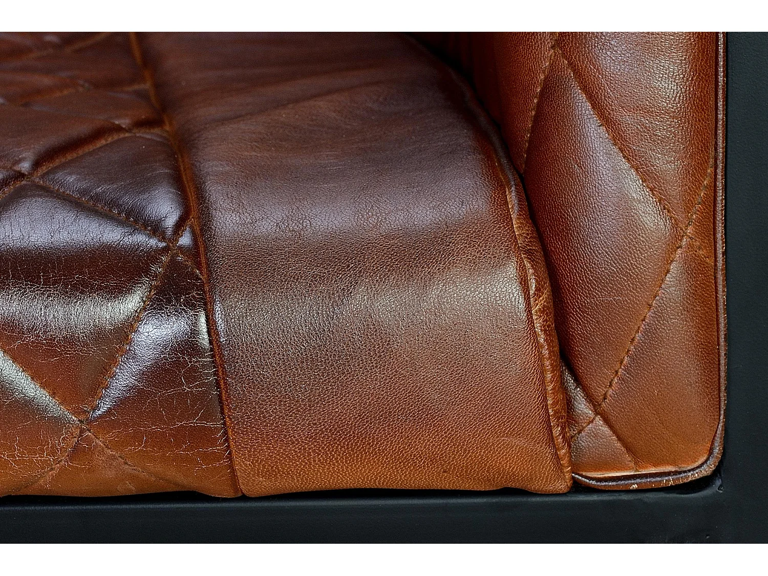 Sedia in pelle naturale con gambe in metallo marrone Marrón .76x60x62 Giner y Colomer