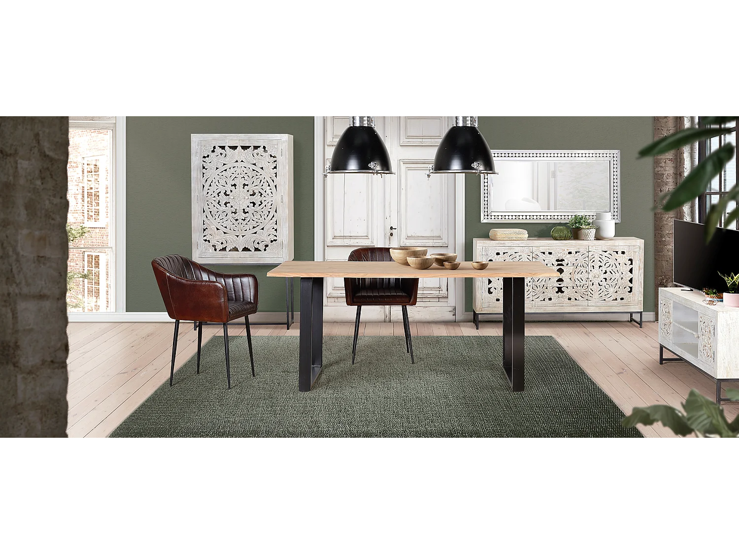 Chaise en cuir naturel avec pieds en métal marron