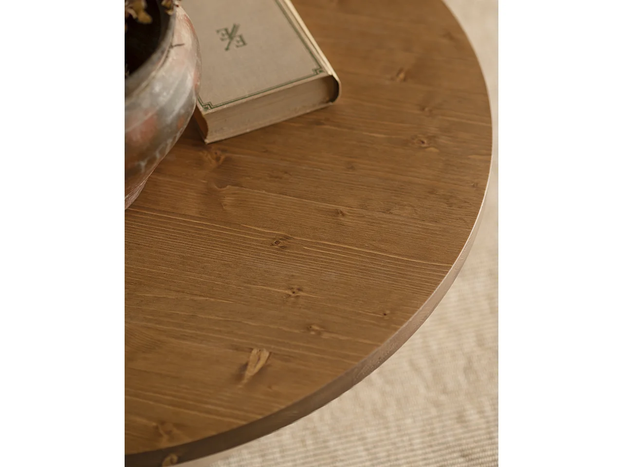 Tavolino rotondo in legno marrone e gamba microcemento terra 80x33cm