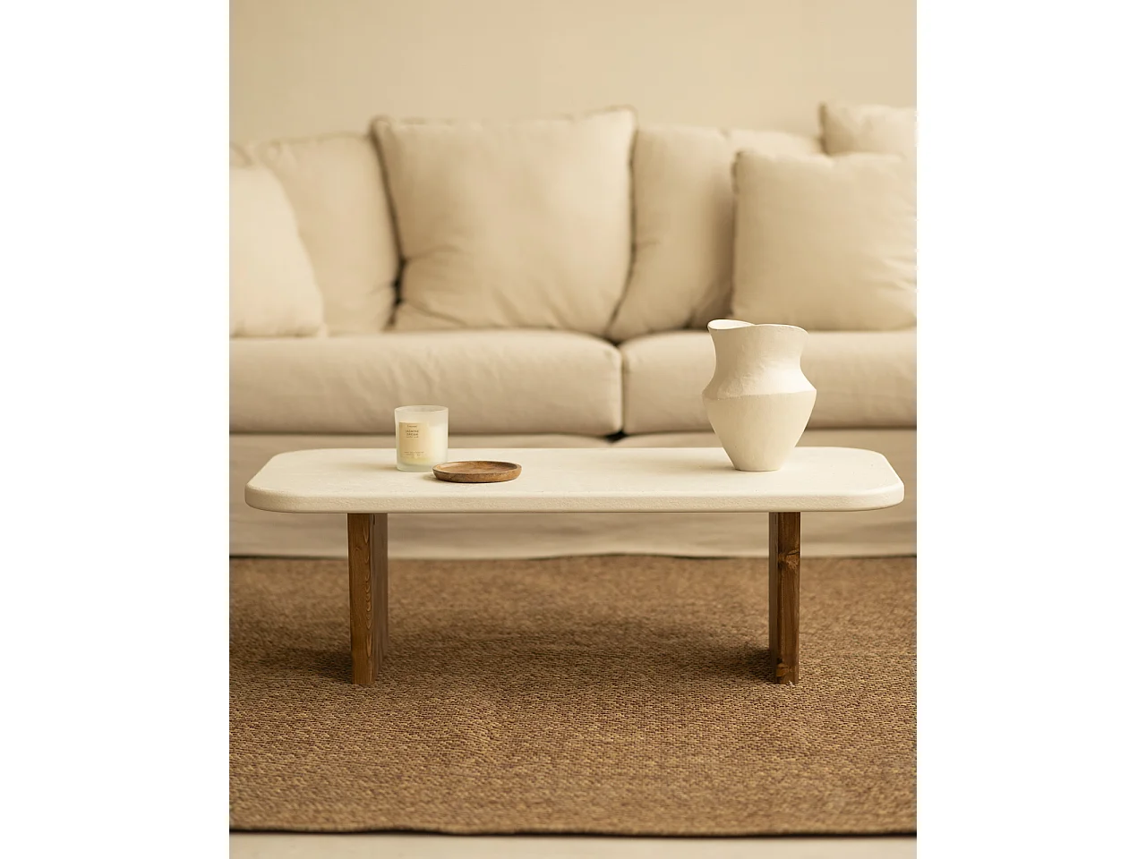 Table basse en microciment avec pieds en bois vieilli 95x30cm - BIMBA - DECOWOOD