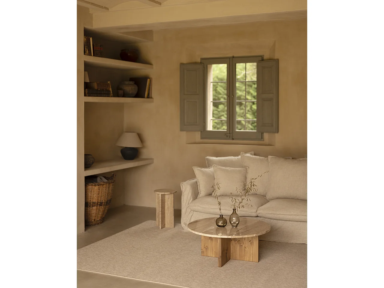 Table basse ronde en marbre daino reale avec pieds en bois massif Ø80cm - TOSCANA - DECOWOOD