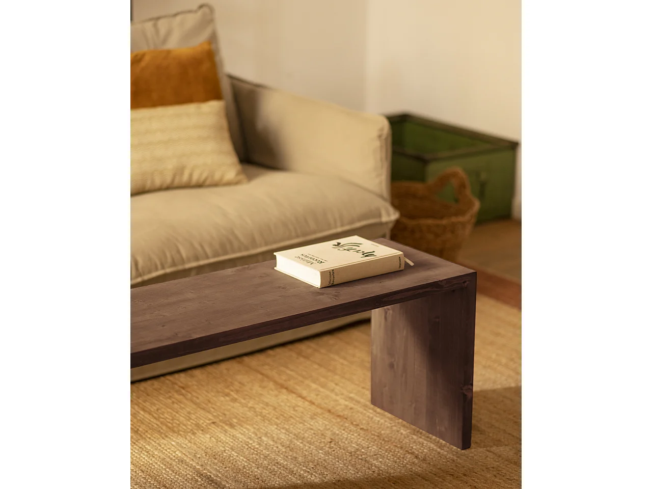 Tavolo basso rettangolare in legno massello in tono noce 109,4x45cm - TELVA - DECOWOOD
