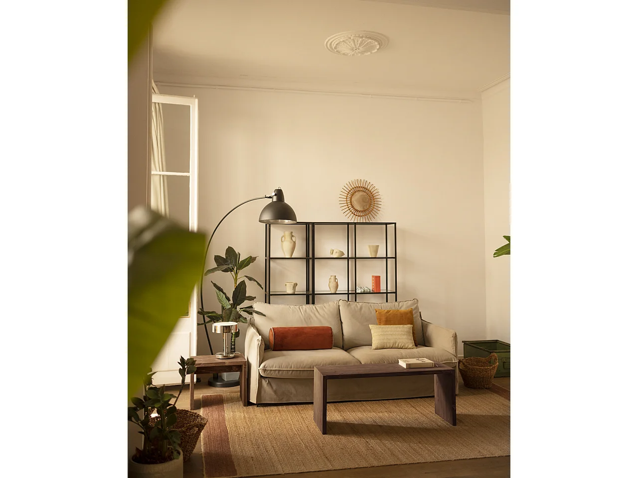 Tavolo basso rettangolare in legno massello in tono noce 109,4x45cm - TELVA - DECOWOOD