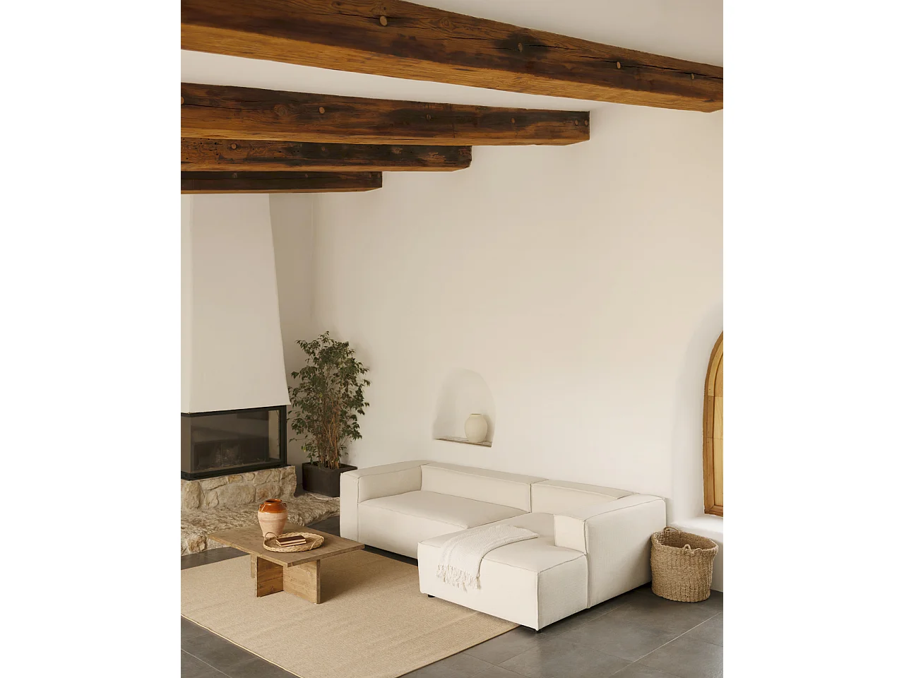 Table basse en bois massif ton vieilli de 120x40cm - TENA - DECOWOOD