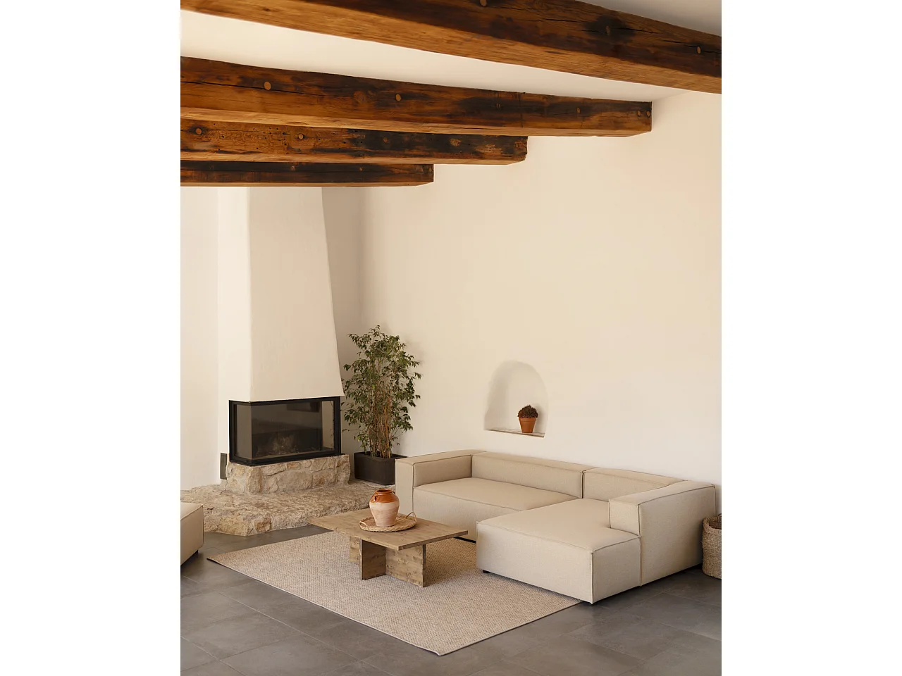 Table basse en bois massif ton vieilli de 120x40cm - TENA - DECOWOOD