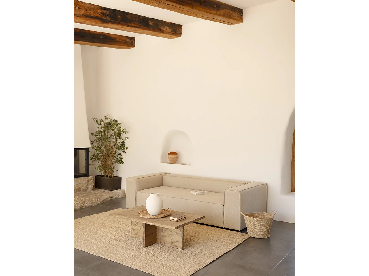 Table basse en bois massif ton vieilli de 120x40cm - TENA - DECOWOOD