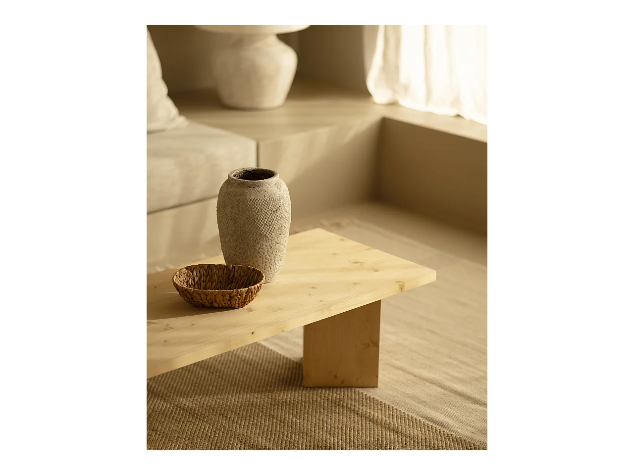 Tavolo basso in legno massello in tono rovere medio 120x40cm - KYOTO - DECOWOOD