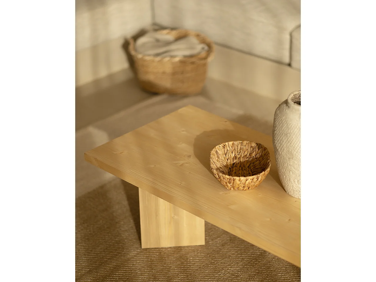 Tavolo basso in legno massello in tono rovere medio 120x40cm - KYOTO - DECOWOOD