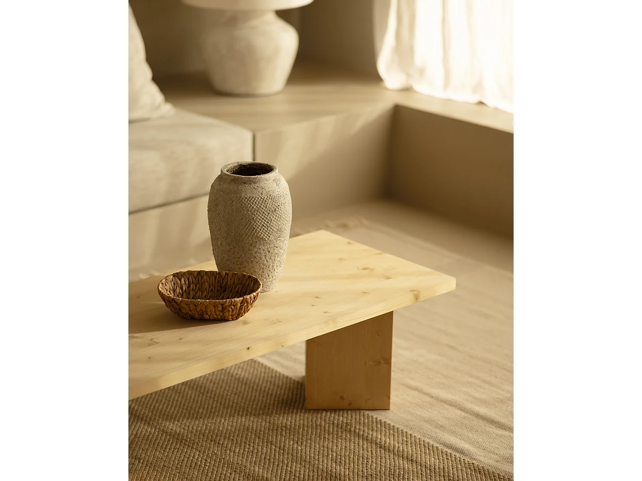 Tavolo basso in legno massello in tono rovere medio 120x40cm - KYOTO - DECOWOOD