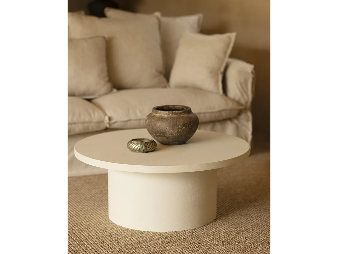 Mesa de centro redonda de microcemento en tono blanco roto DECOWOOD de Ø80x30cm - LUCÍA - DECOWOOD