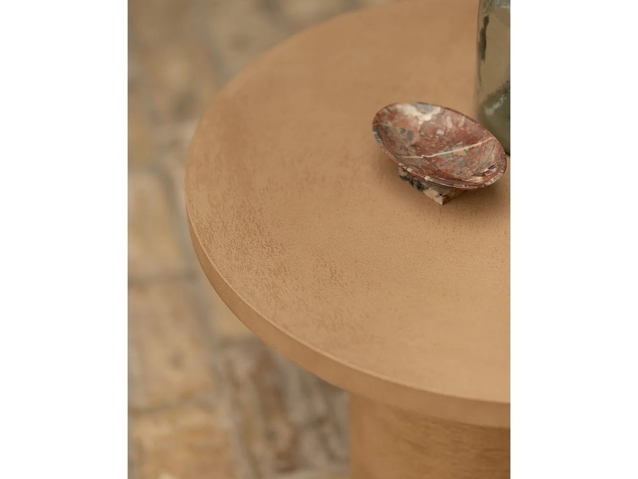 Tavolino rotondo in microcemento colore terracotta 60x48cm