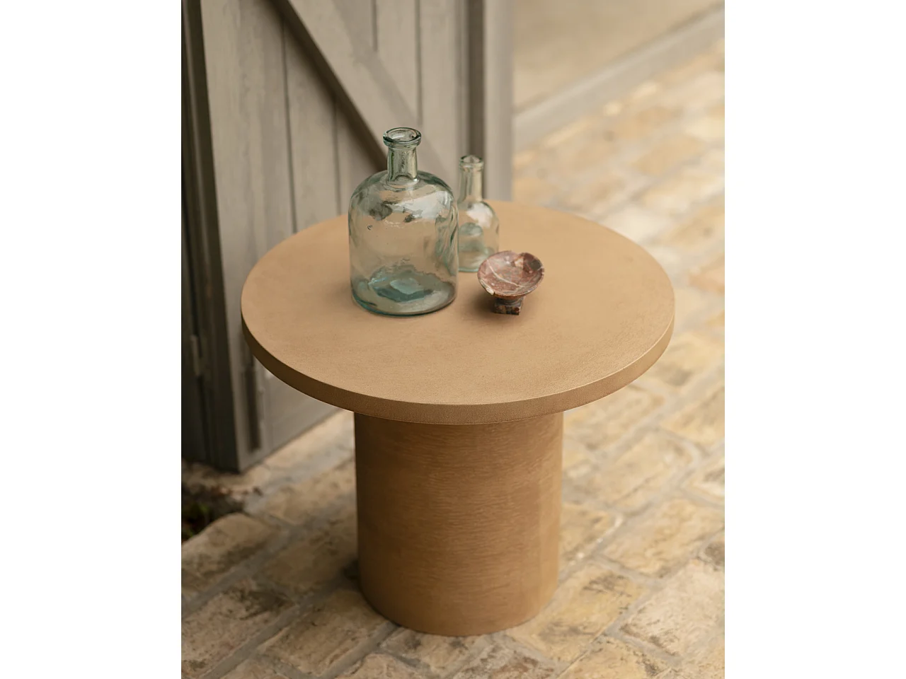 Tavolino rotondo in microcemento colore terracotta 60x48cm