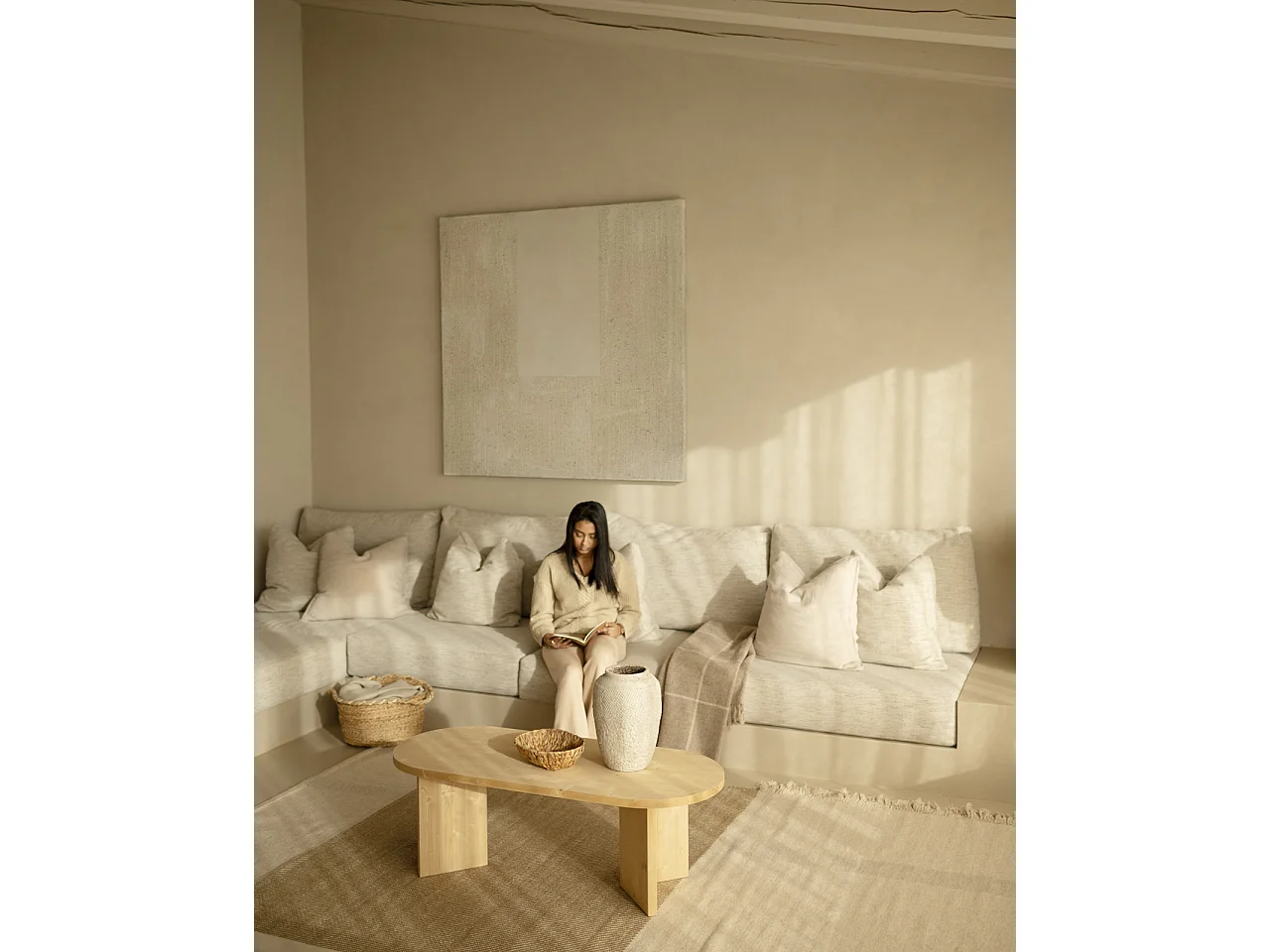 Mesa de centro de madera maciza en tono roble medio de 120cm - OSAKA - DECOWOOD