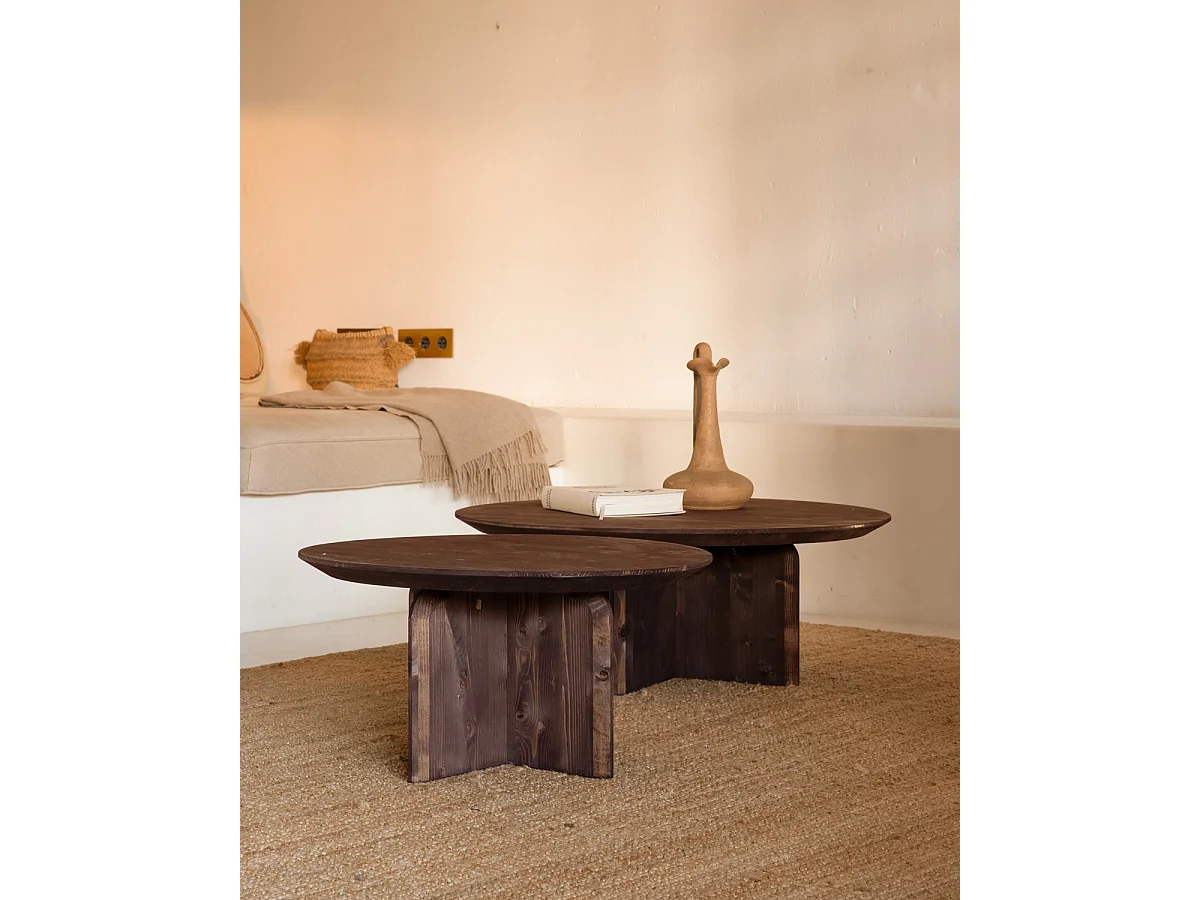 Tavolo basso rotondo in legno massello in tono noce Ø80x30,2cm - BLOOM - DECOWOOD