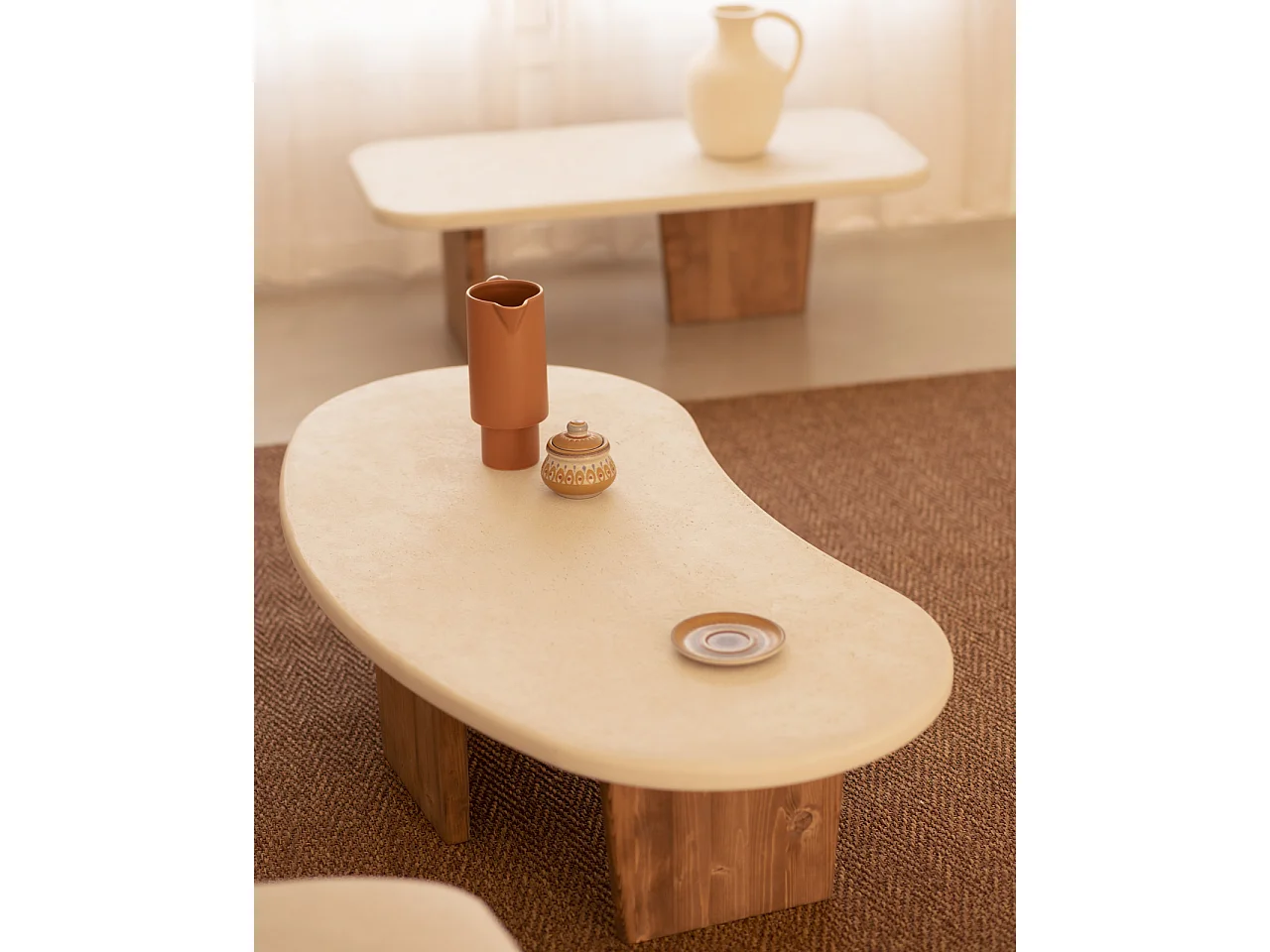 Table basse en microciment avec pieds en bois vieilli 120x30cm - BIMBA - DECOWOOD