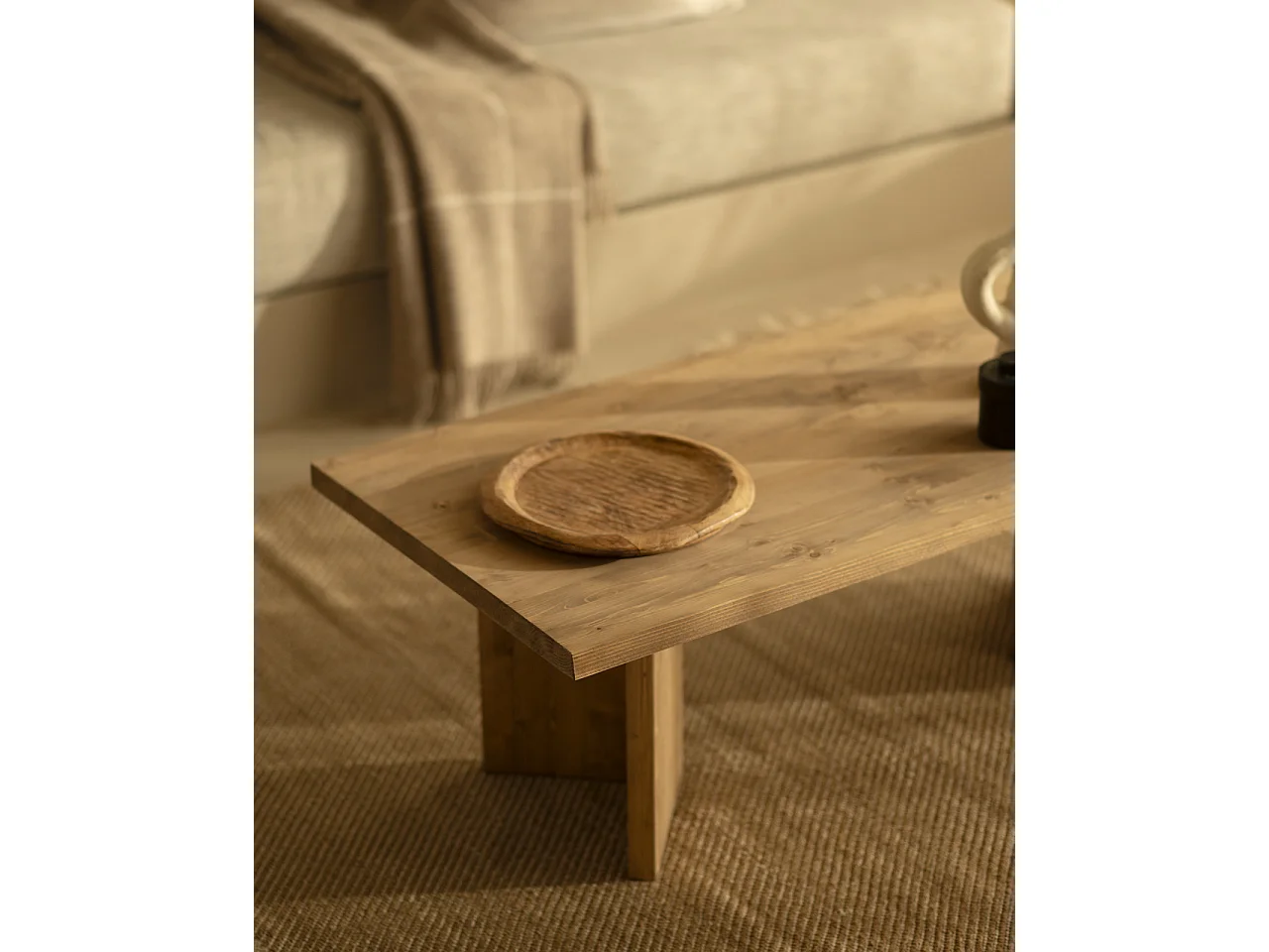 Mesa de centro de madera maciza en tono roble oscuro de 120x50cm - KYOTO - DECOWOOD