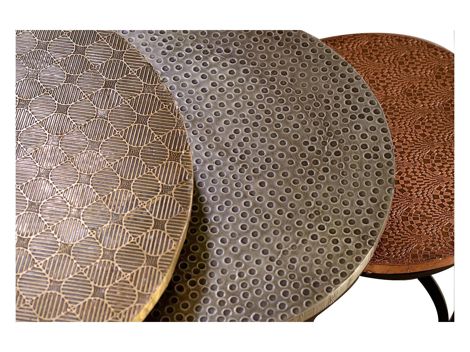 Set de 3 mesas de café tapa de bronce Multicolor.Giner y Colomer