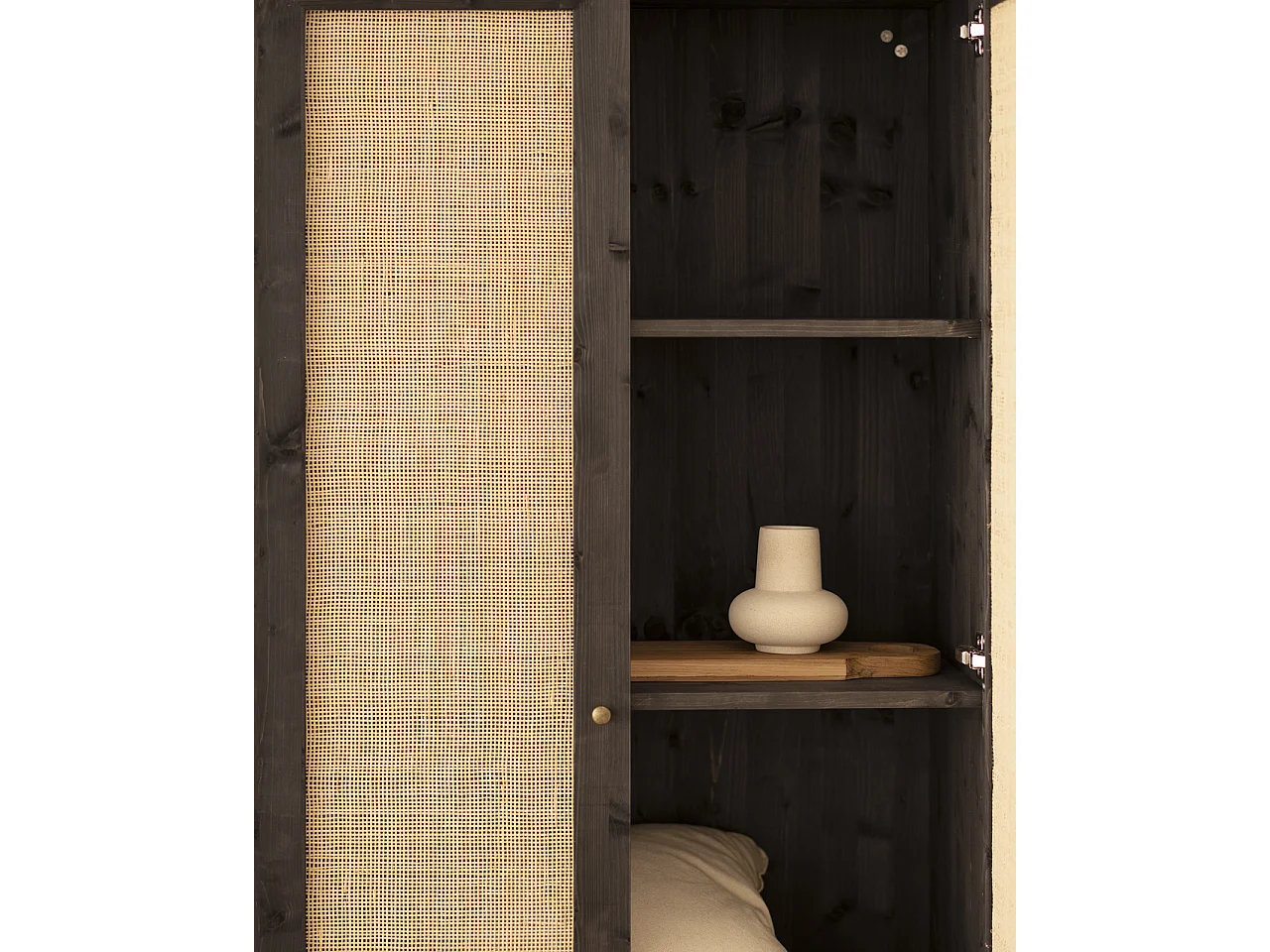Armoire en bois de sapin et tressage de rotin noir 180x80cm - FRIDA - DECOWOOD