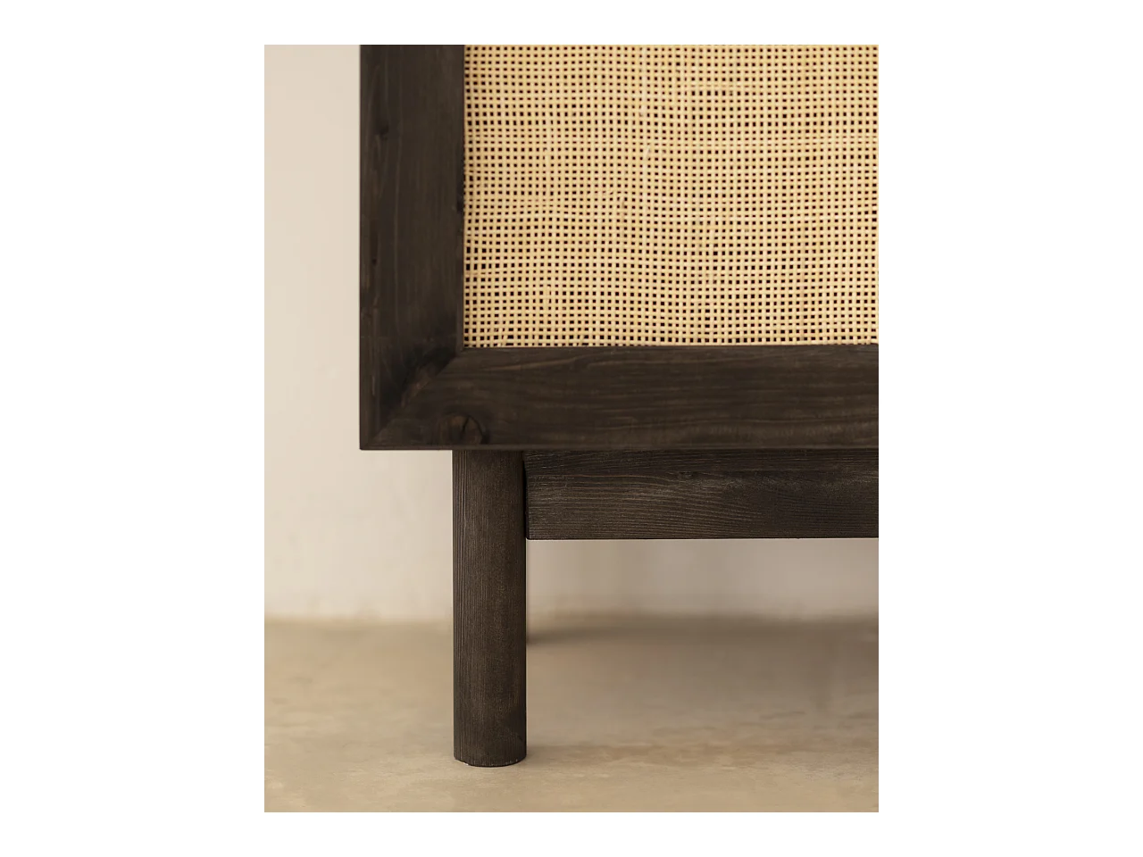Armoire en bois de sapin et tressage de rotin noir 180x80cm - FRIDA - DECOWOOD