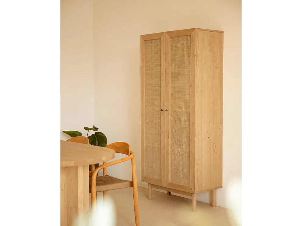 Armoire en bois de sapin et tressage de rotin marron 180x80cm - FRIDA - DECOWOOD