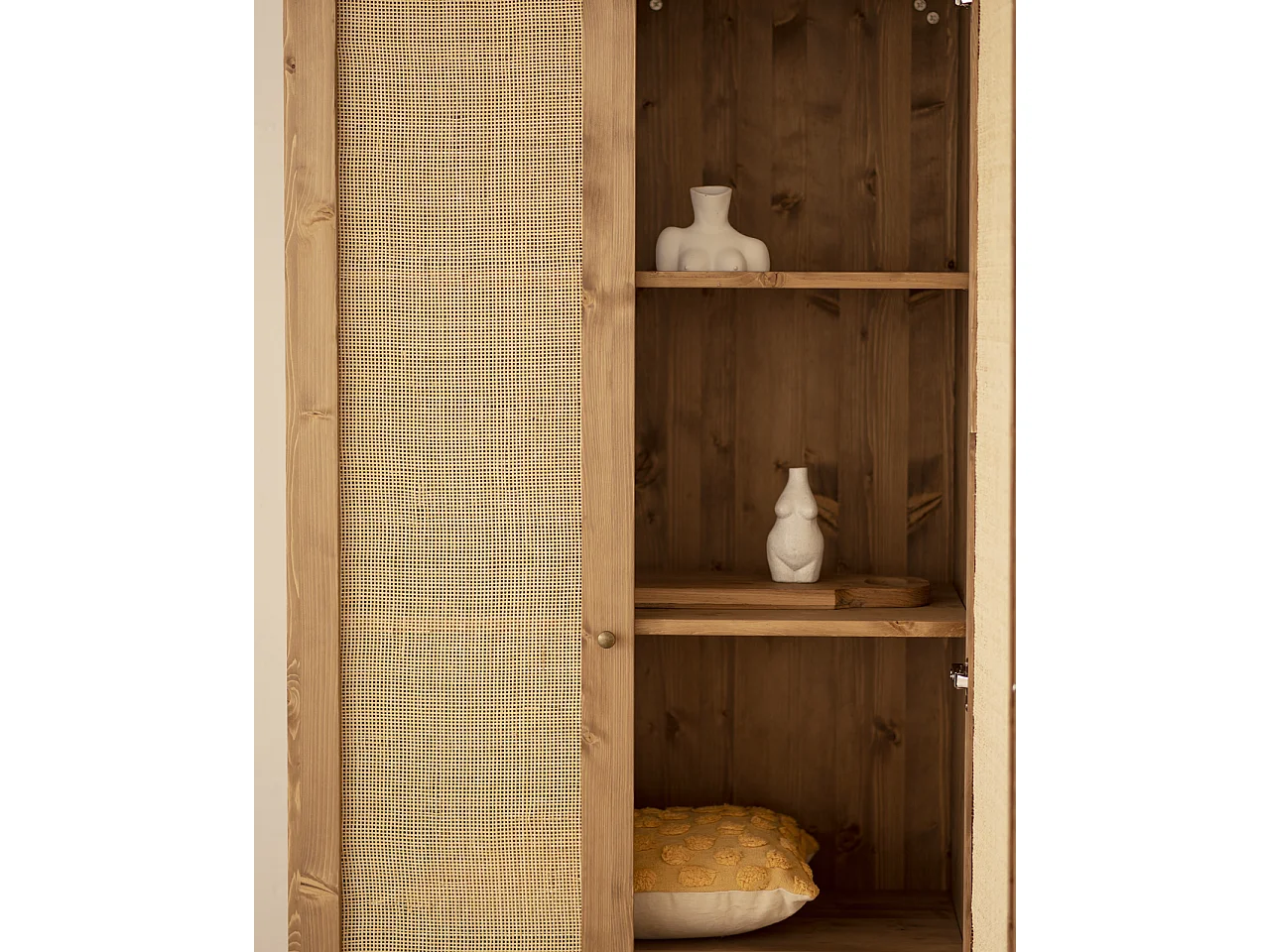Armoire en bois de sapin et tressage de rotin naturel 180x80x40cm - FRIDA - DECOWOOD