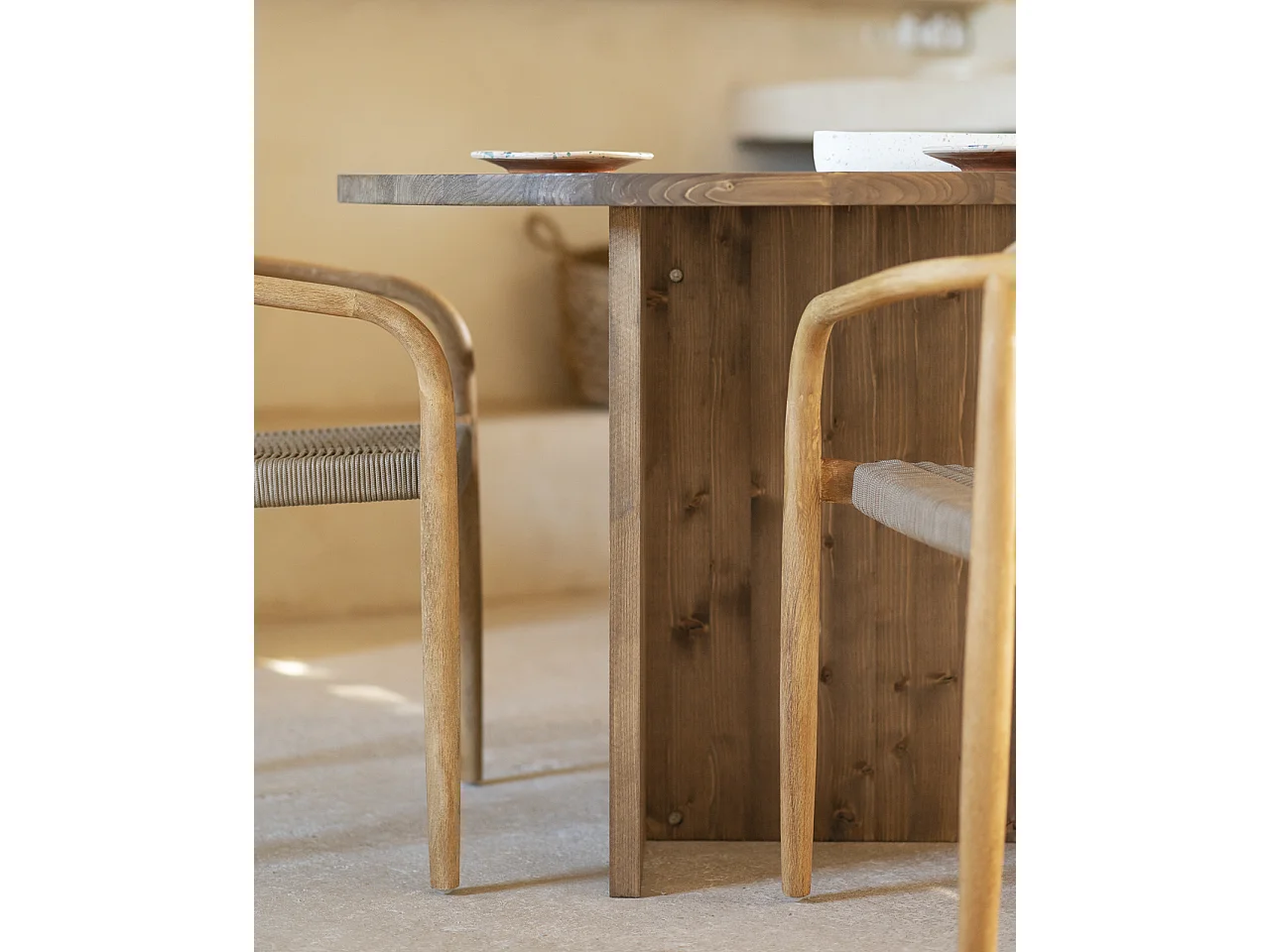 Table à manger en bois de sapin vieilli 142,9x75cm - MUR - DECOWOOD