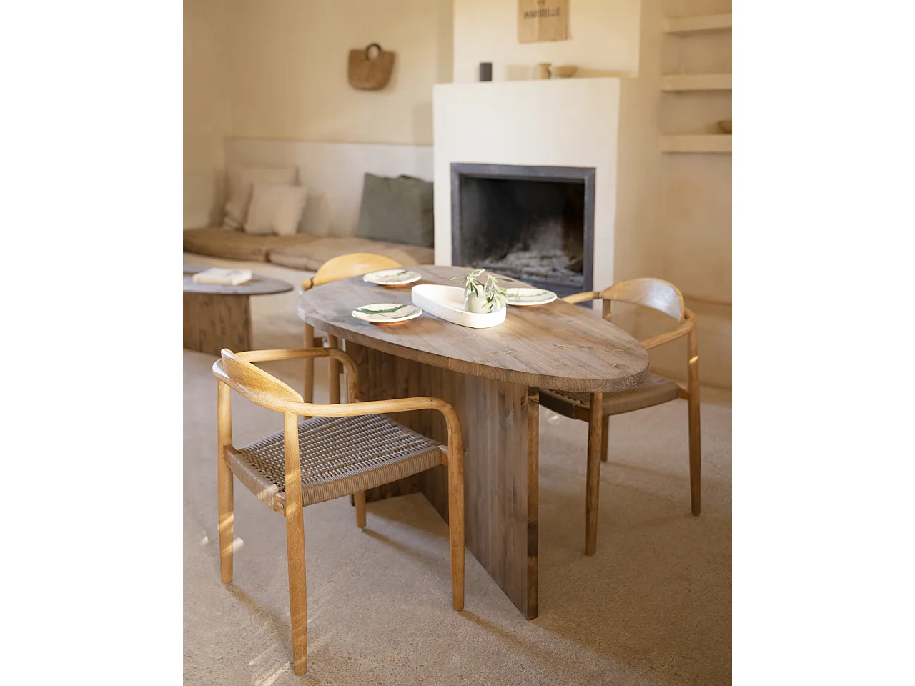 Table à manger en bois de sapin vieilli 142,9x75cm - MUR - DECOWOOD