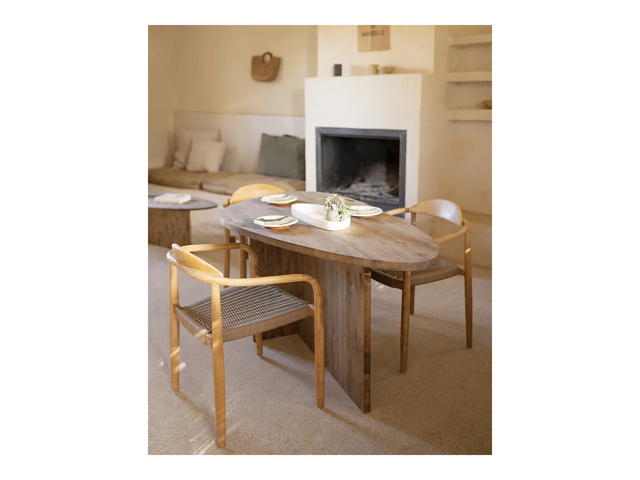 Table à manger en bois de sapin vieilli 142,9x75cm - MUR - DECOWOOD