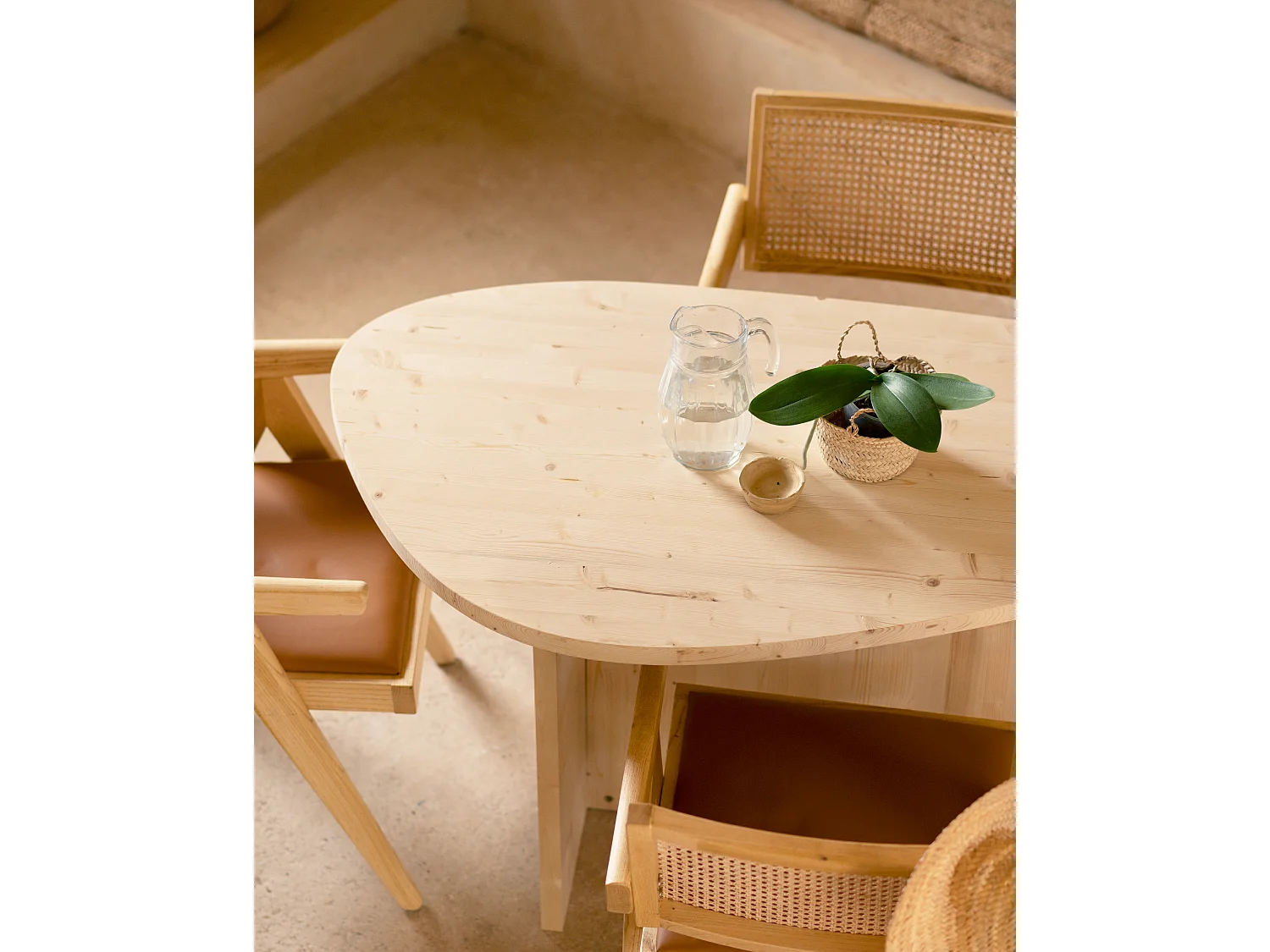 Table à manger en bois de sapin naturelle 142,9x75cm - MUR - DECOWOOD