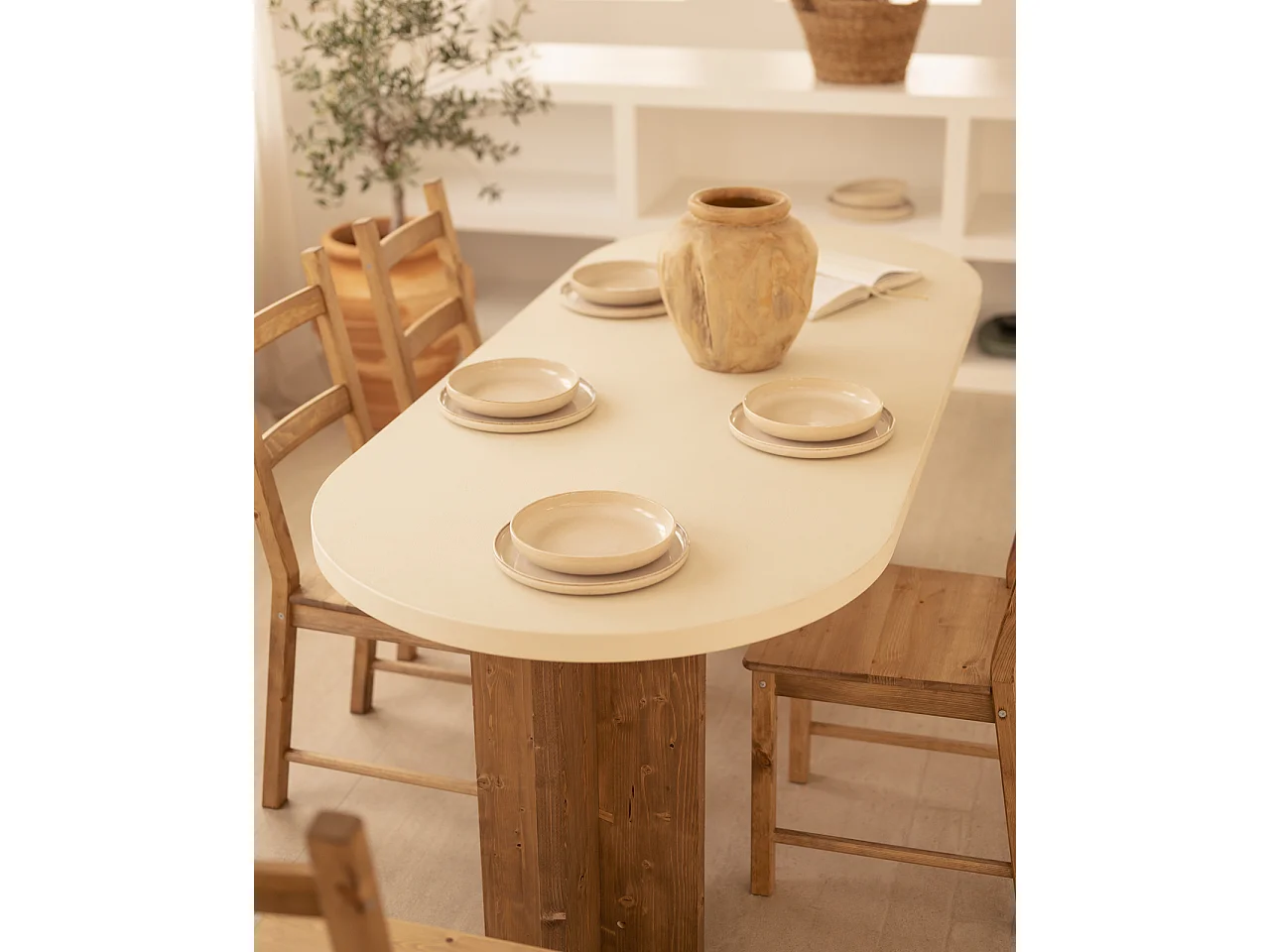 Table de salle à manger ovale en microciment blanc cassé 200x75cm - TOKYO - DECOWOOD